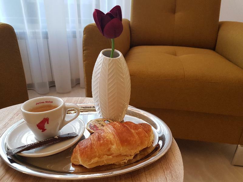 Ymy Boutique 4* Bukarest
